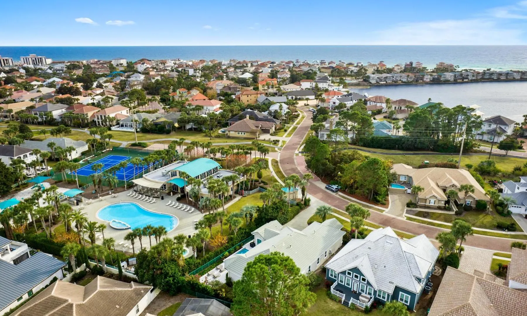 Holiday home Das Beach Haus By Gulf Tide Vacation Rentals Destin